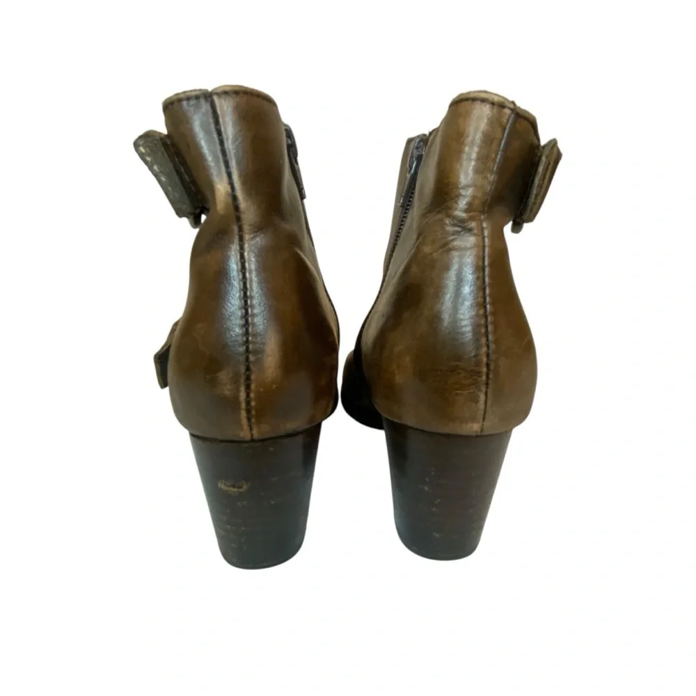 Born Women's Ondine Sepia Brown Moto Ankle Boot SZ 7.5